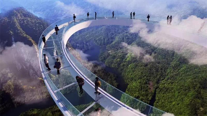 pvb laminated glass walkway